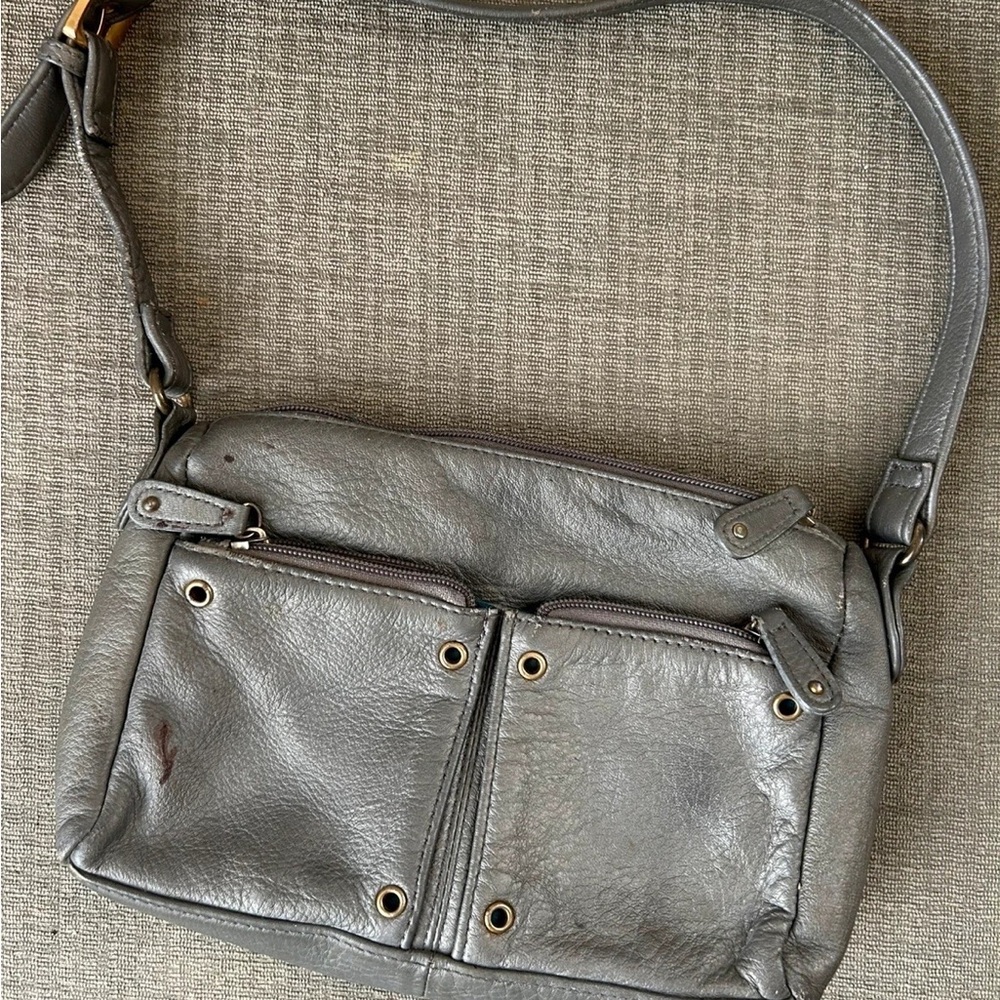 Stone Mountain Y2K Leather Purse with Tealing